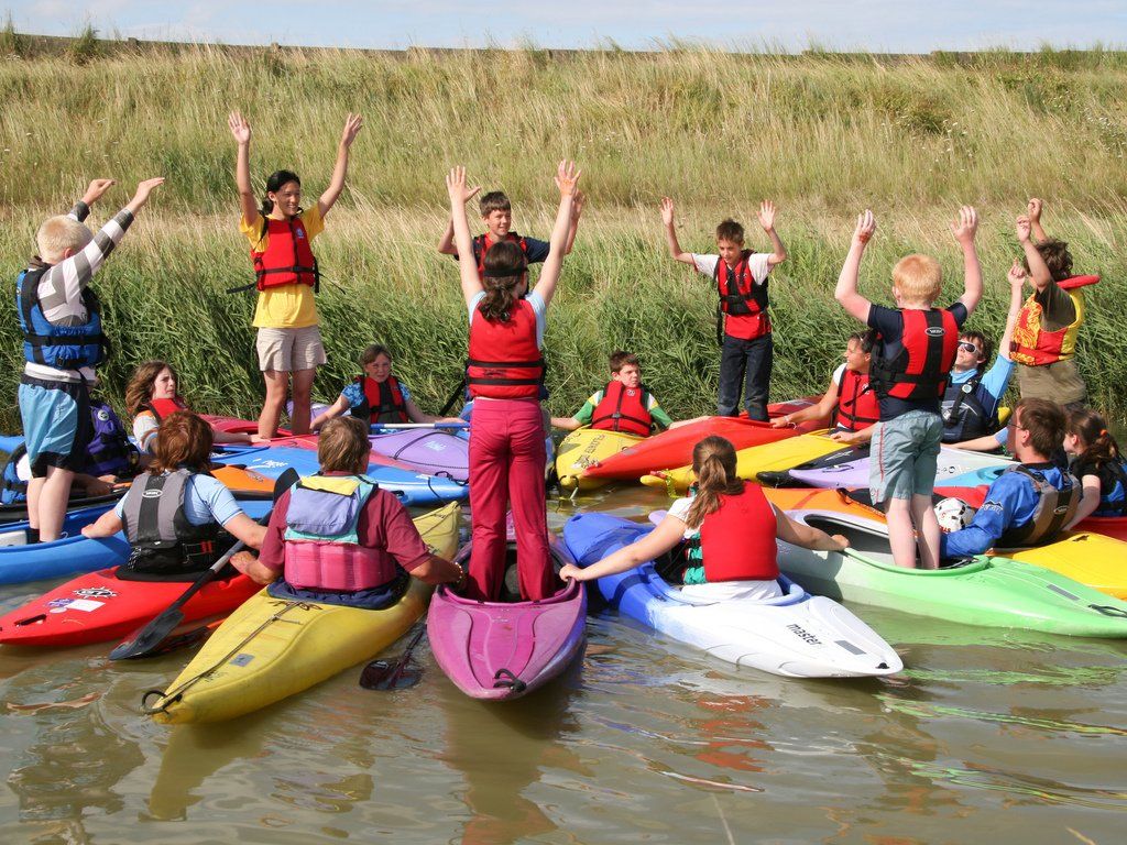 Scouts making a splash canoeing